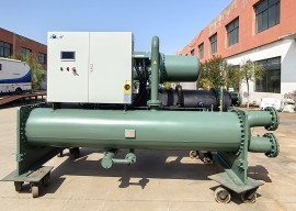 水冷螺桿式冷水機(jī)